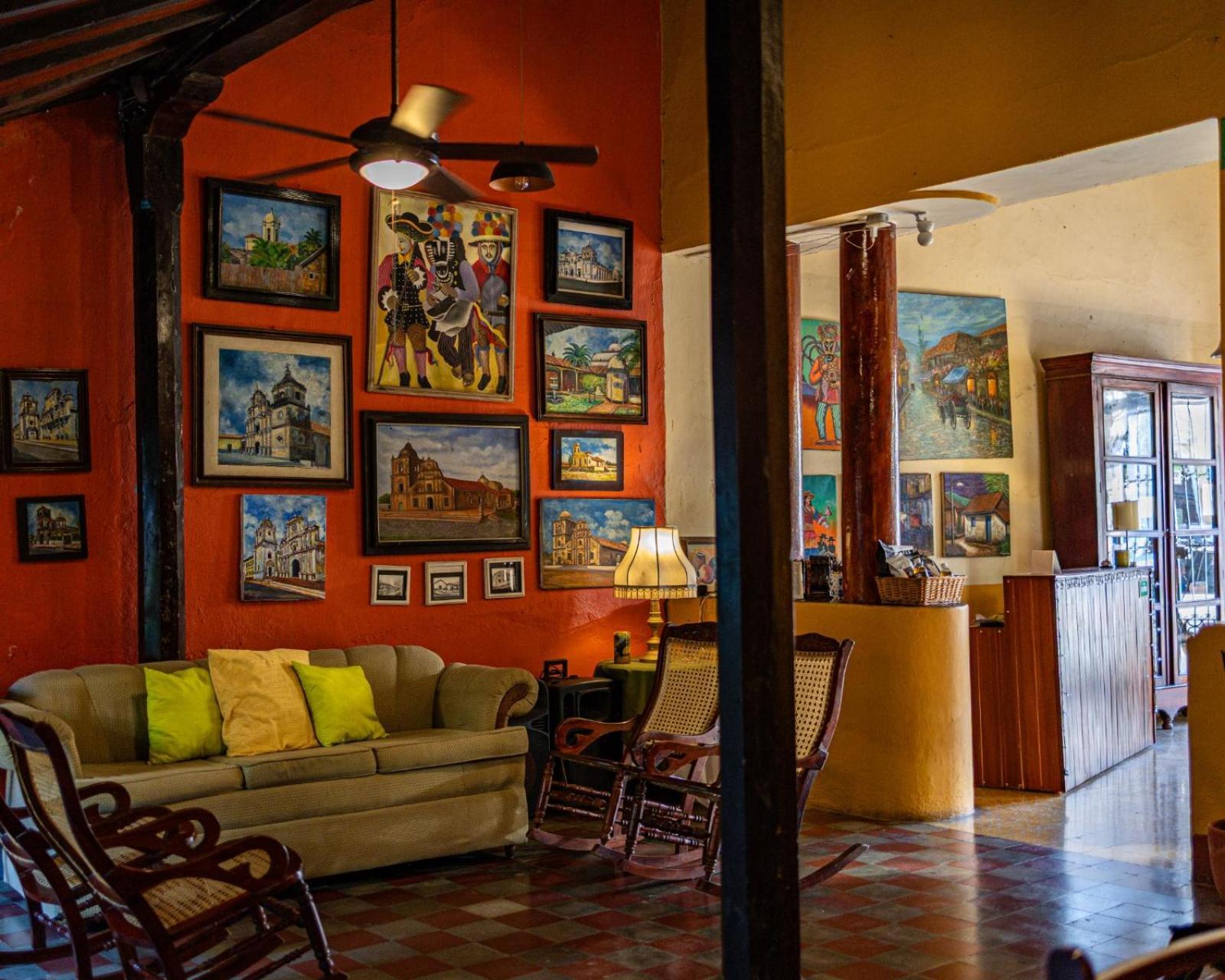 Hostal Fuente Castalia, B Y B León Εξωτερικό φωτογραφία